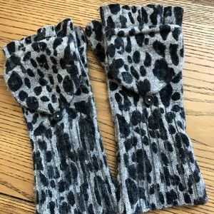 J Crew Cashmere/Wool leopard fingerless mittens